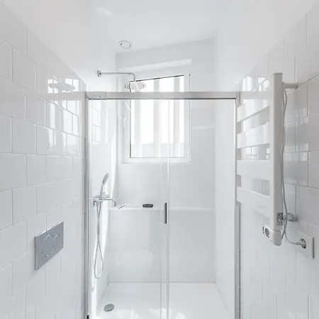 Apartment Guestready - Colorful Near Agosto Station
