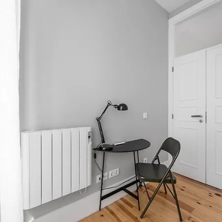 Apartment Guestready - Colorful Near Agosto Station Porto